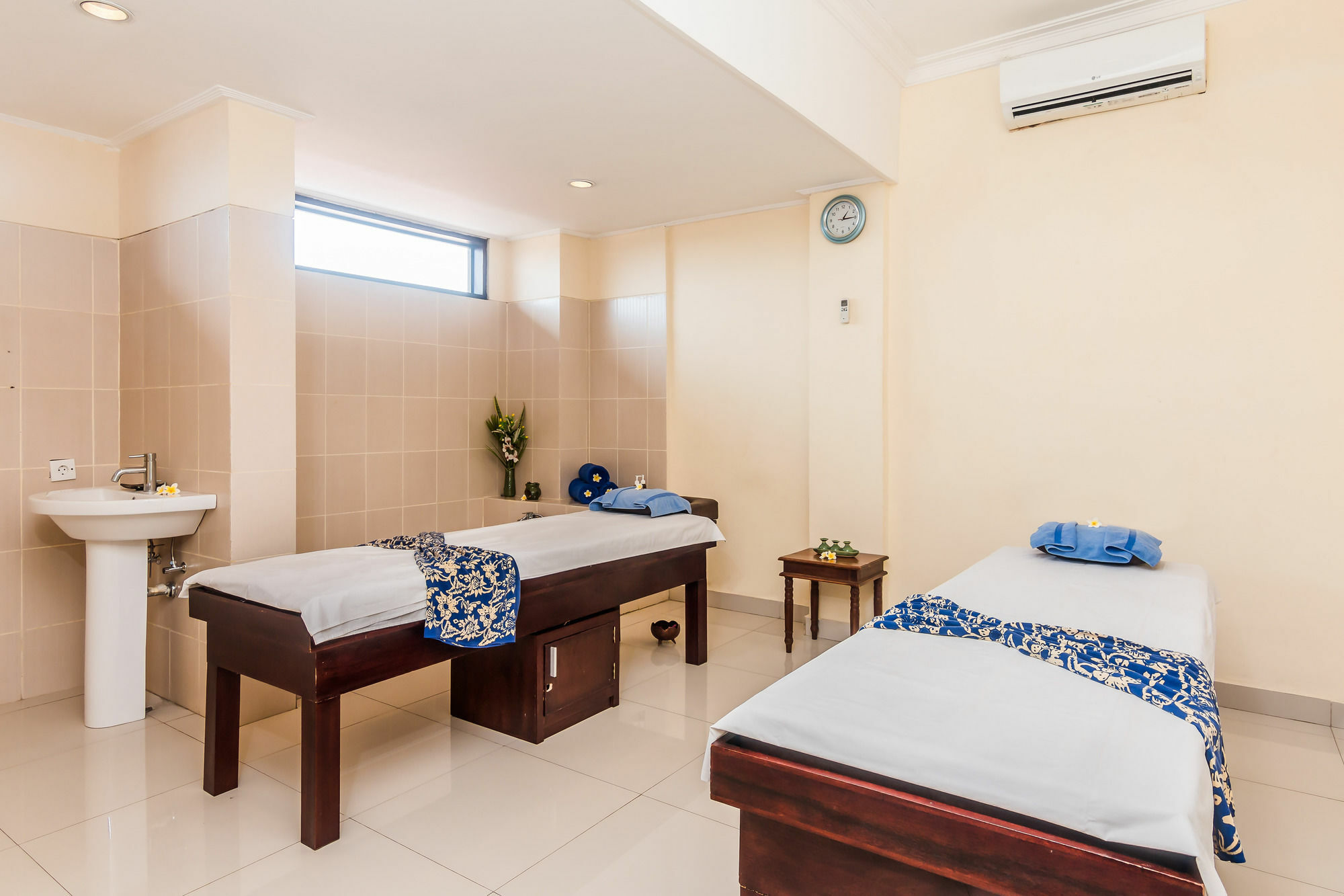 Zen Rooms Legian Melasti Kuta  Exterior photo